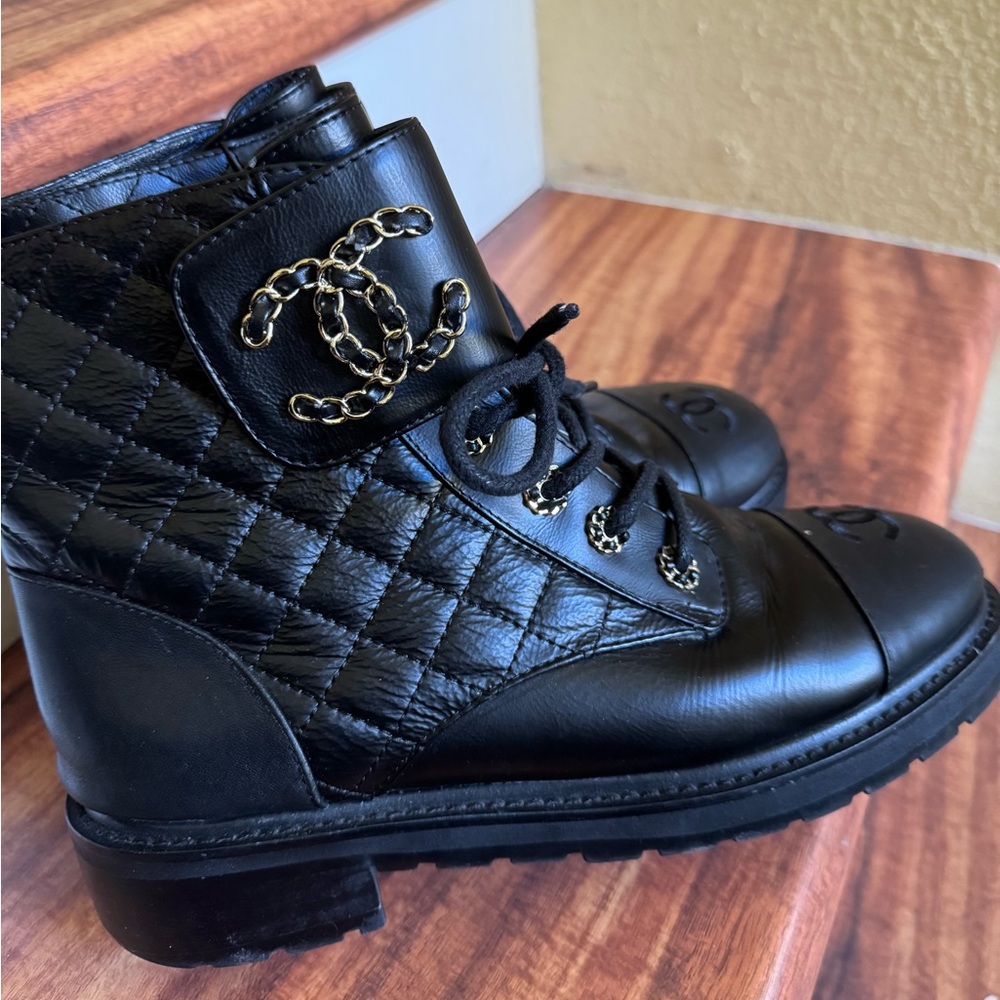 CHANEL Sleek Black Moto Boots - Picture 6 of 9